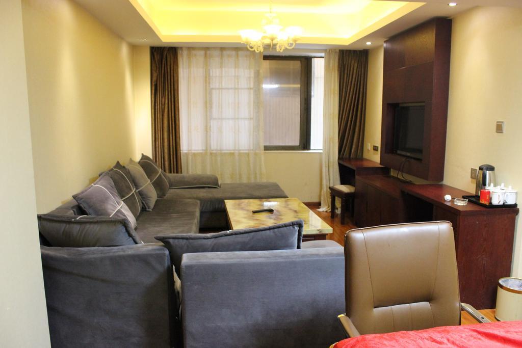 Kunming Youlian Hotel ภายนอก รูปภาพ